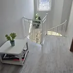 아파트 New 3room Maisonette In Sunny Day 3 Sunny 써니비치